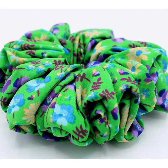 Bohemian Scrunchie, Floral Print Classic Hair Scrunchie - Picture 2 of 4